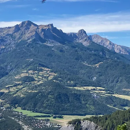 Le Gaudissart 2 Апартаменты *